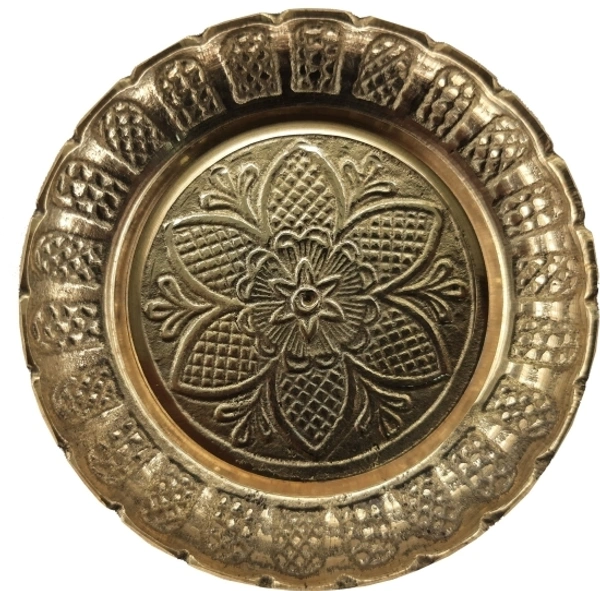 Puja Thali Pooja Thali/Plate/Dish with Flower Embossed Design Weight 0.040 Brass