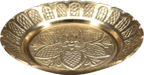 Puja Thali Pooja Thali/Plate/Dish with Flower Embossed Design Weight 0.040 Brass