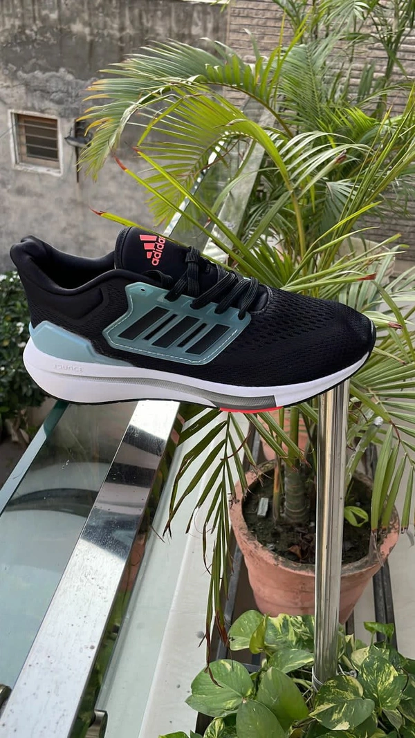 Adidas Ultra Bounce