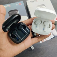 Boat Airdopes 888