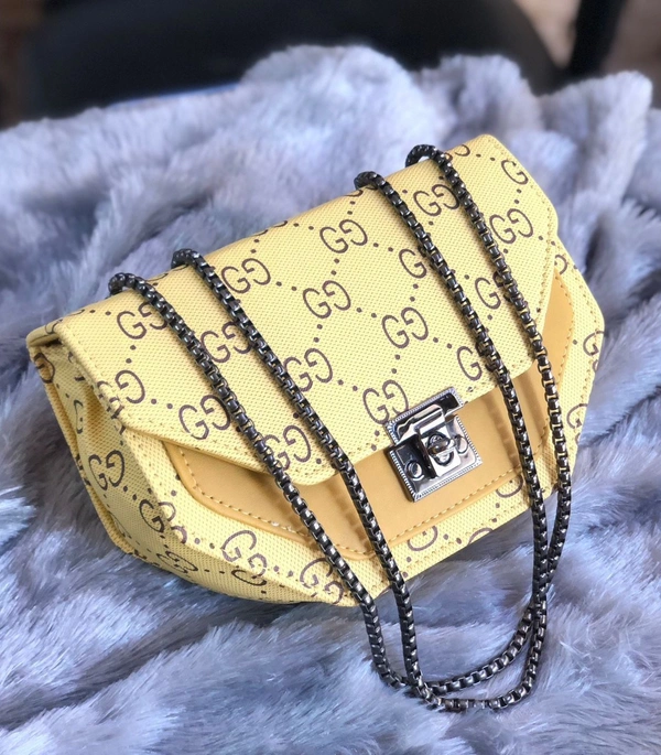 Gucci Chain Sling