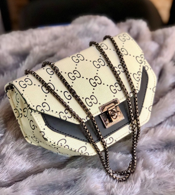 Gucci Chain Sling