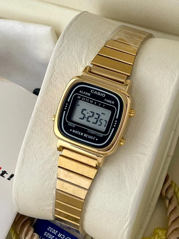 Casio Digital - gold