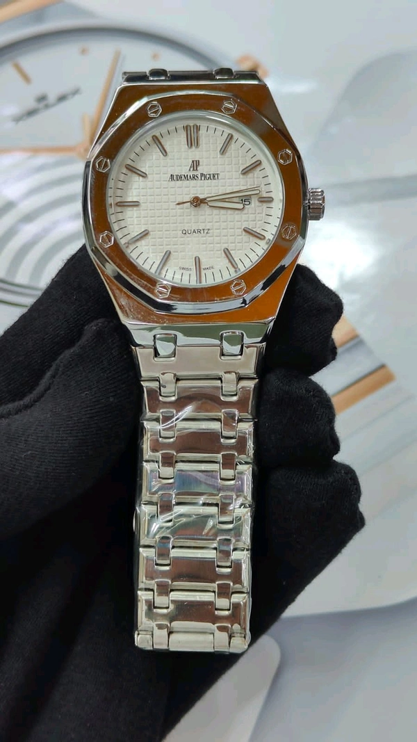 Audemars Piguet |7a Quality |quartz Machinary |Luxurybrandzone 