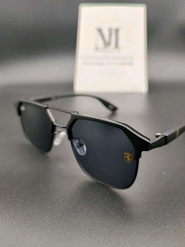 Rayban Ferrari Model 
