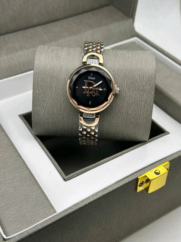 Dior Ladies ||quartz Machinary |7A Quality |Luxurybrandzone 