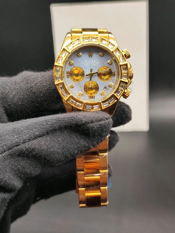 Rolex Diamond |7A Quality |QUARTZ MOVEMENT |Luxurybrandzone 