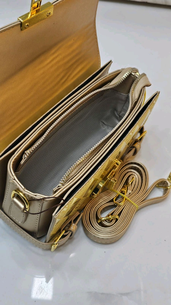 TORY BURCH  |Hand Bags | Luxurybrandzone |