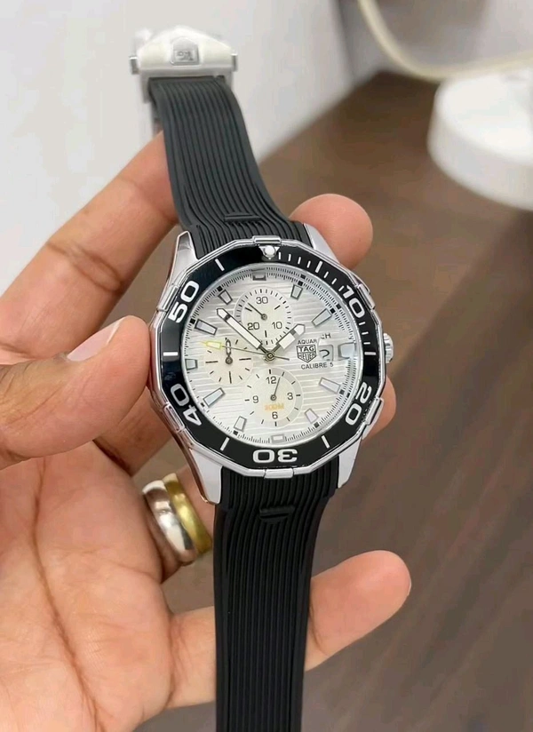 Tag Heuer  |7AA.  | Chronograph  | Luxurybrandzone |