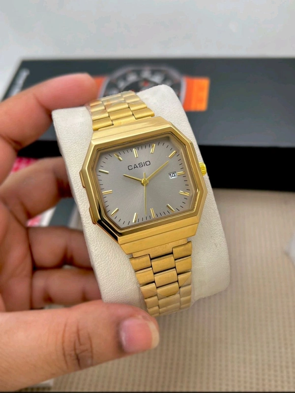 Casio Vintage    |Golden Chain. |Luxurybrandzone |