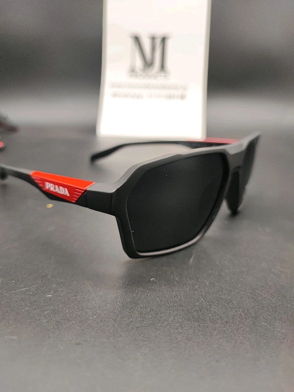 Prada|Polarized |Premium Quality |UV Protected |Luxurybrandzone 