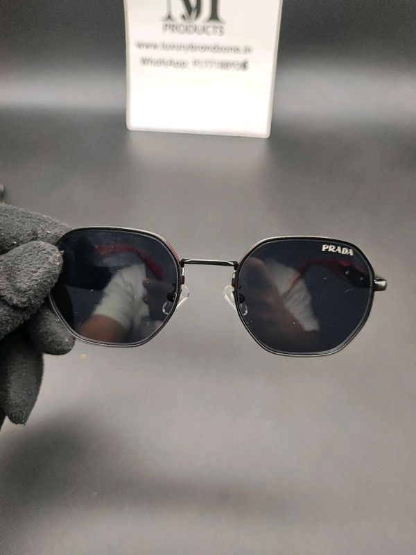 Prada |For Her|UV Protected |Luxurybrandzone 
