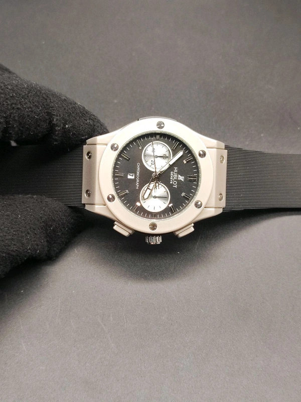 Hublot |quartz Machinary |Date Working |Luxurybrandzone 
