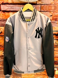 NIKE  THESE ARE PREMIUM VERSITY JACKET - Black, M