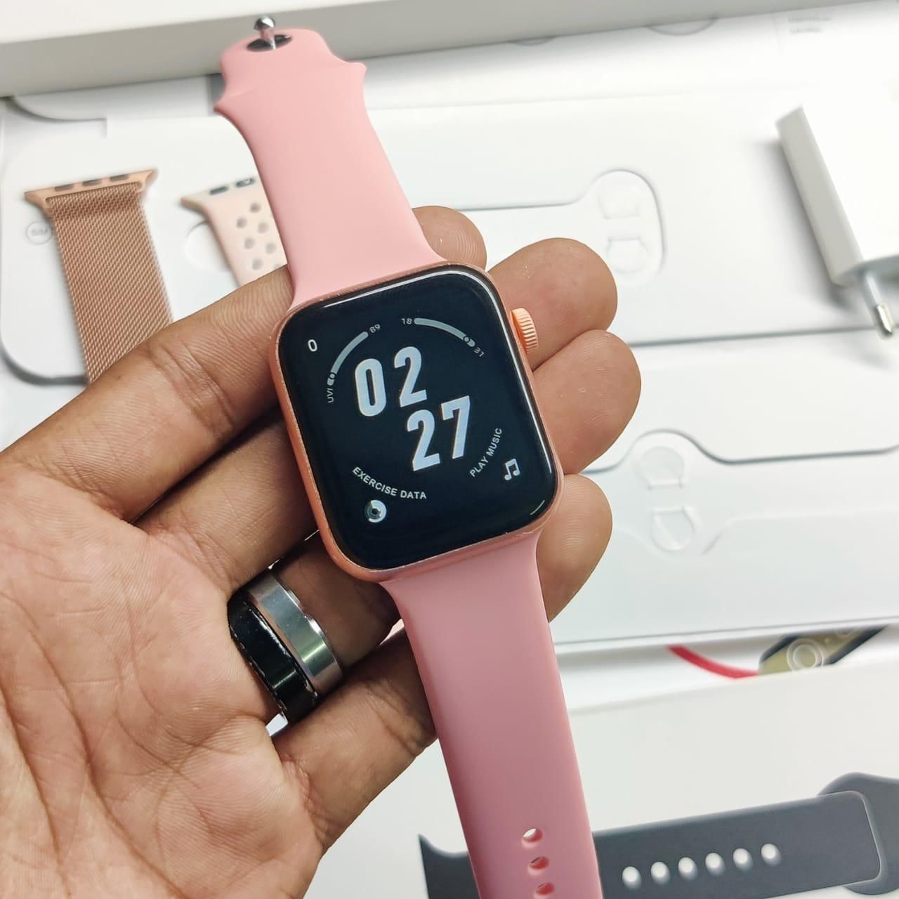 Rose gold best sale nike apple watch