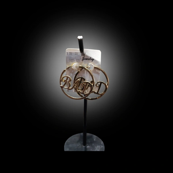 New Stylish Earrings - Shiping Cost Extra