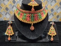 BEAUTIFUL KEMP STONE GOLD CHOKER NECKLACE SET - Shipping Cost Extra