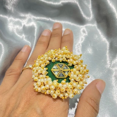 Finger Ring