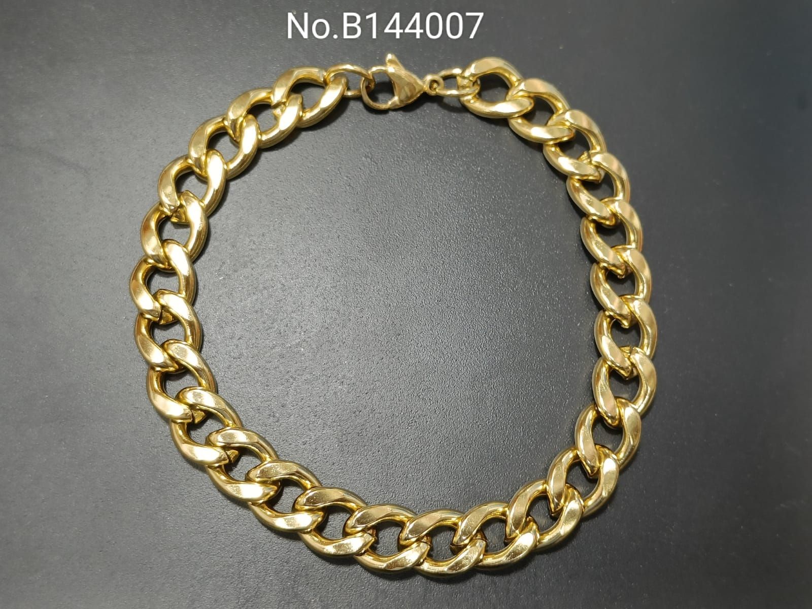 Buy Yellow Chimes Gold Stainless Steel Link Chain Dual Curb Bracelets for  Men and Boys Online at Best Prices in India - JioMart.