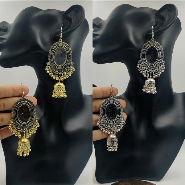 Glass Work Oval Shape Silver Golden Beed Earing