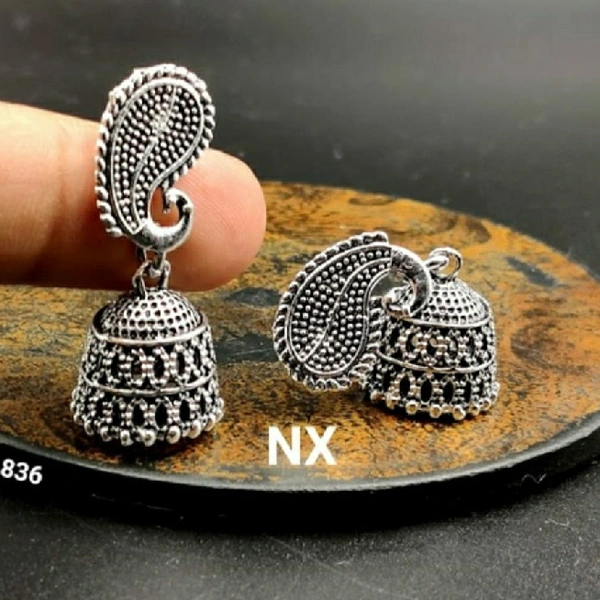 Short Silver Jhumki Earing
