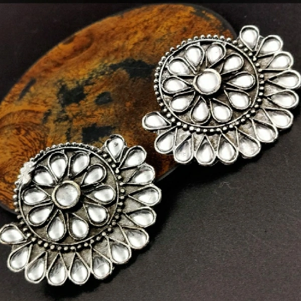 Circle Glass Work Earing