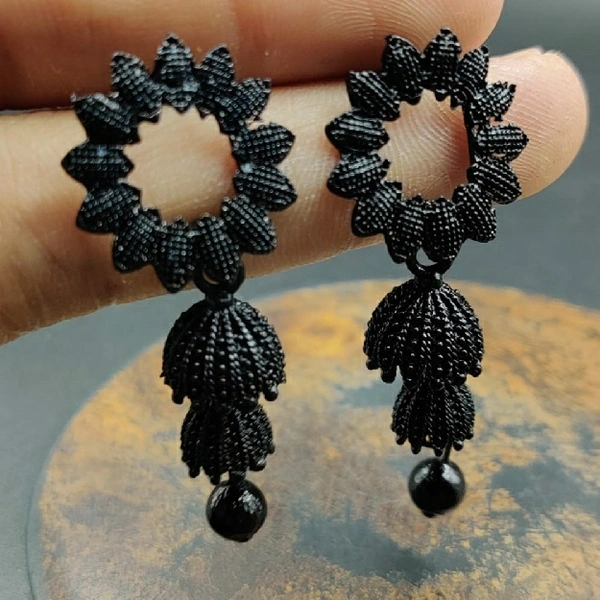 Latest Black Metal Earing