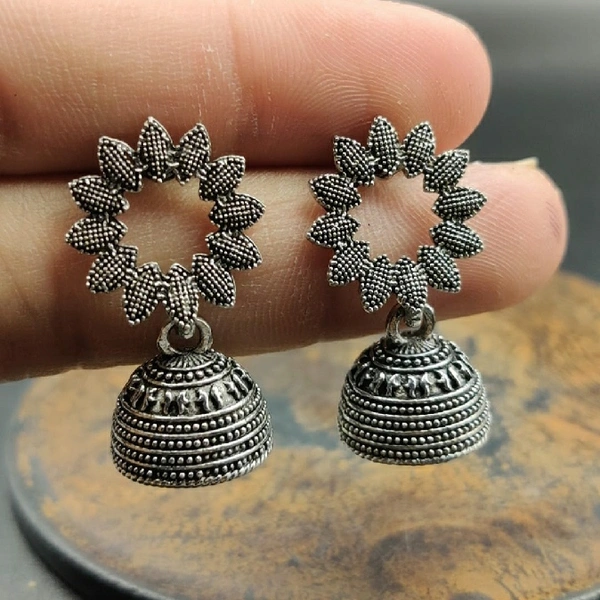 Silver Jhumki Earing