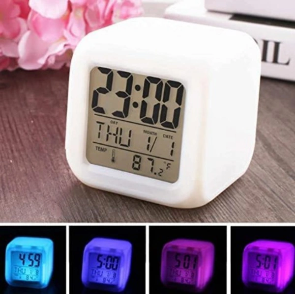 Zovuta Colour Changing Clock Pack Of 1