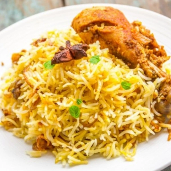(De Medrid) Chicken Hyderabadi Dum Biryani - 3pc Chicken