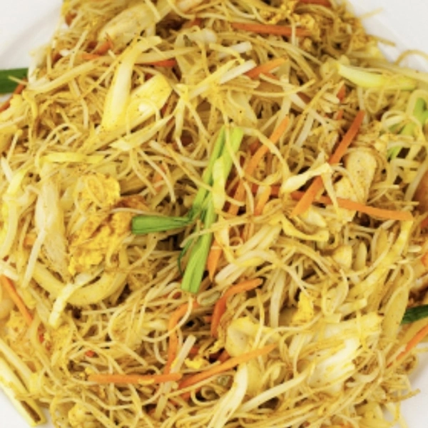 (De Medrid) Veg Noodles - Singaporean