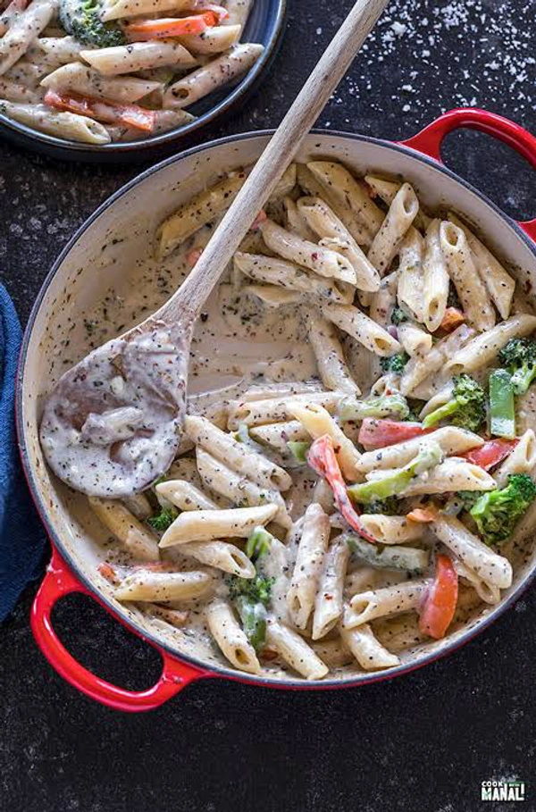 (De Medrid) Creamy White Pennie Pasta - Non-veg