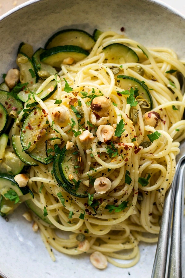 Pf2 Spaghetti Aglio-e-olio