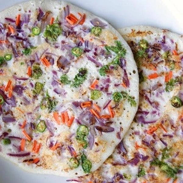 (Halwai'z) Onion Chilly Uttapam