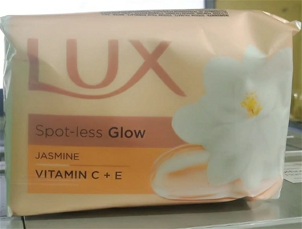 LUX Soft Glow BUY3GET1FREE(400g)