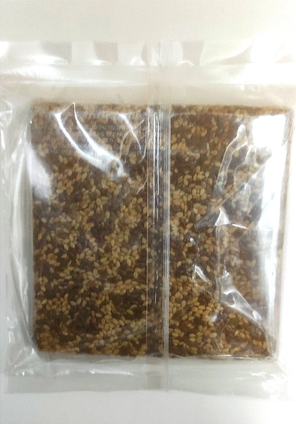 Uno Touch UNO TOUCH Alsi & Til Chikki - India, Non Returnable, 100gm