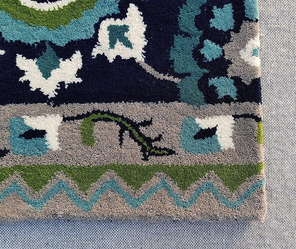 Handmade Traditional Design Woollen Carpets For Living Room - Navy Blue, 5x8