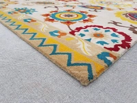 Handmade Traditional Design Woollen Carpets For Living Room - Beige, 5x8