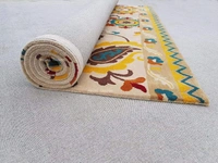 Handmade Traditional Design Woollen Carpets For Living Room - Beige, 5x8