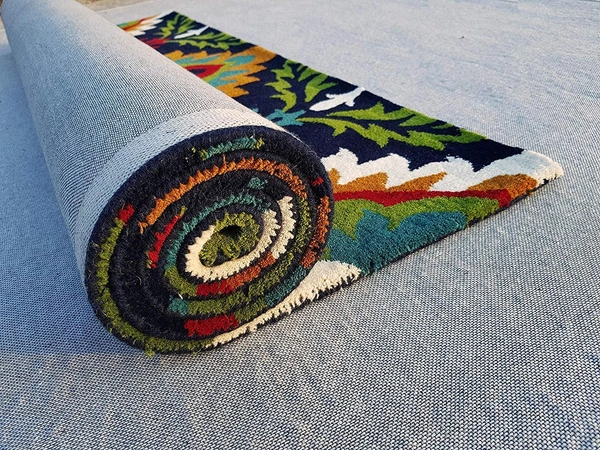 Handmade Traditional Design Woollen Carpets For Living Room - multi color are available, 5x8