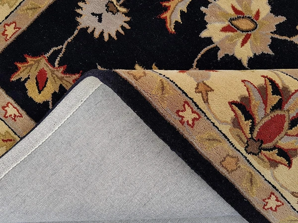 Handmade Traditional Design Woollen Carpets For Living Room - Black, 5x8