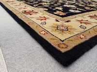 Handmade Traditional Design Woollen Carpets For Living Room - Black, 5x8