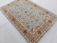 Handmade Traditional Design Woollen Carpets For Living Room - 5x8, grey