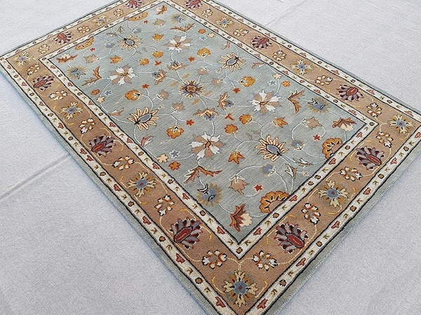 Handmade Traditional Design Woollen Carpets For Living Room - 5x8, grey
