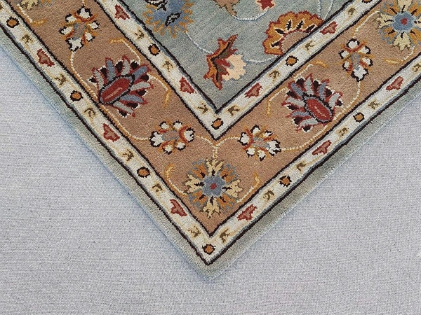 Handmade Traditional Design Woollen Carpets For Living Room - 5x8, grey