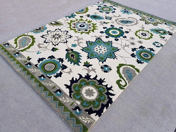 Handmade Traditional Design Woollen Carpets For Living Room - Off White, 5x8