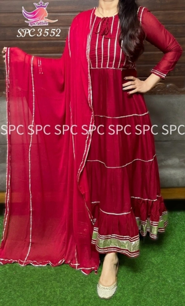 Women Kurta and Dupatta Set - L