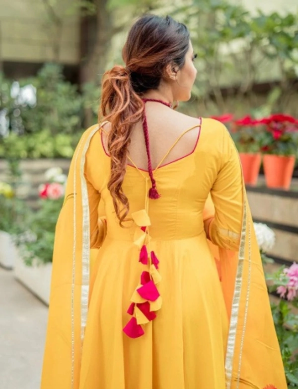 Women Gown and Dupatta Set - XXL