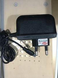 KRD Power charger OUTUT 5v - Black, LG-3500