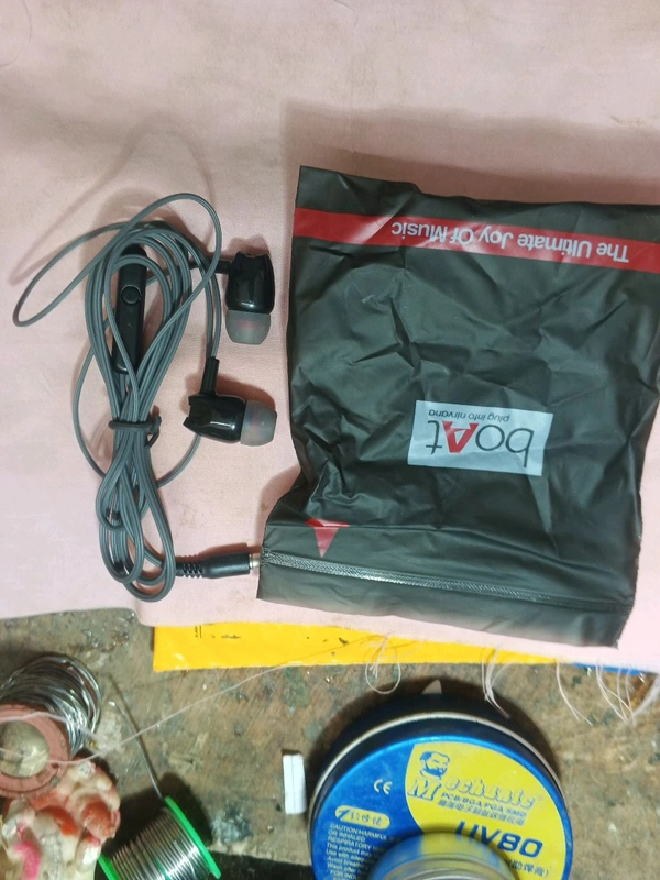 BOAT  4.09 Bass Headphone   - Black, S-3